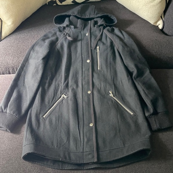 Express Coat - Picture 1 of 8